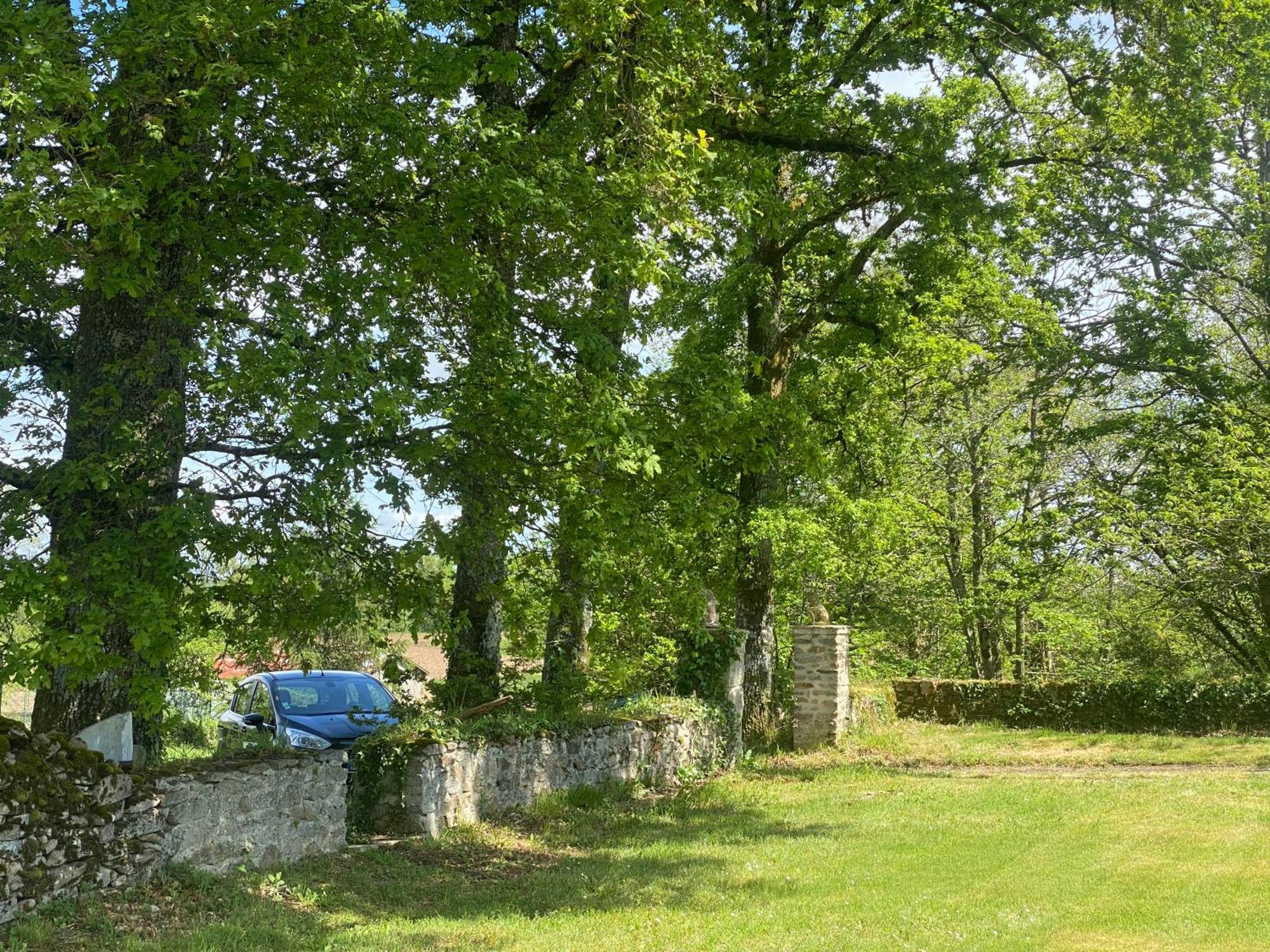 Le Chalet De Thierry Villefavard Bagian luar foto